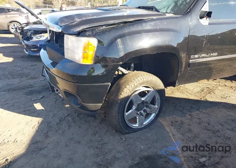 2011 GMC Sierra 2500Hd Denali from USA, damaged, VIN 1GT125C84BF142753